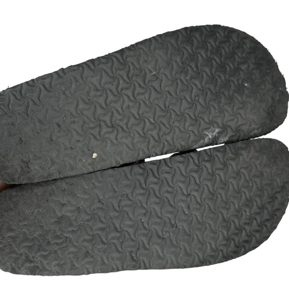 Time and Tru Sandals - Picture 4 of 6